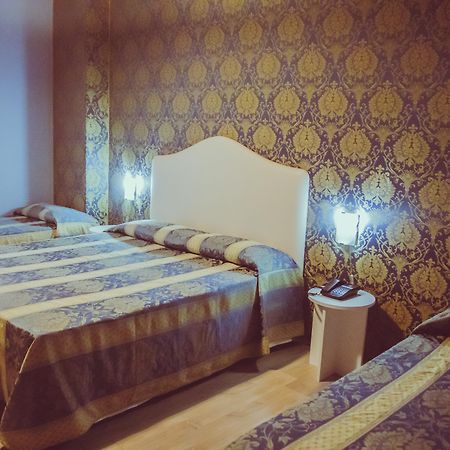 Hotel Floris Mogliano Veneto Exterior photo