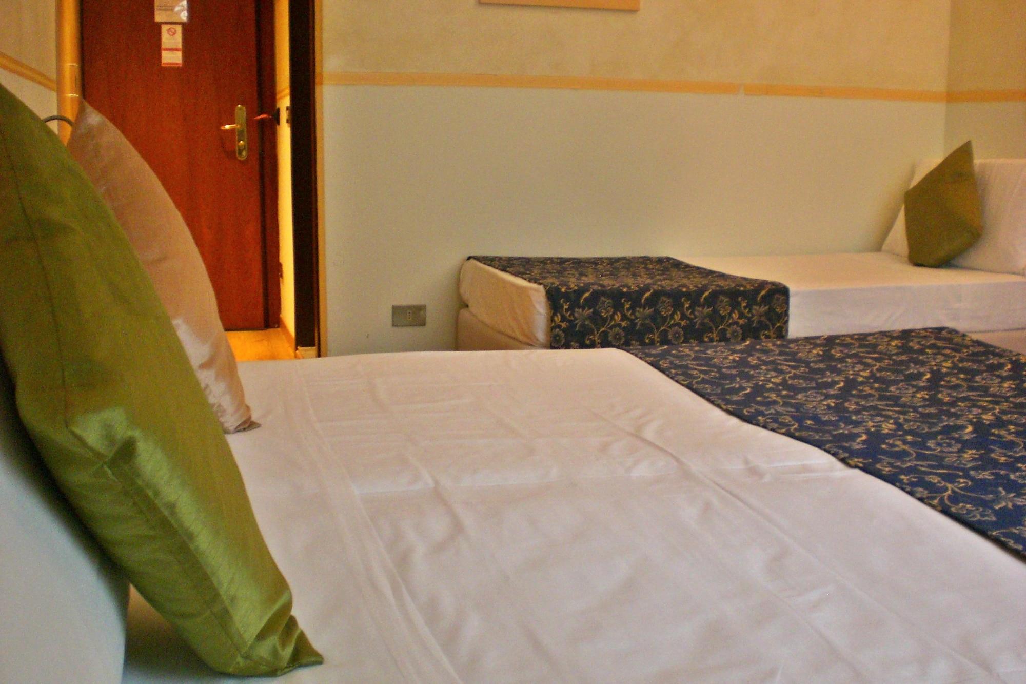 Hotel Floris Mogliano Veneto Exterior photo