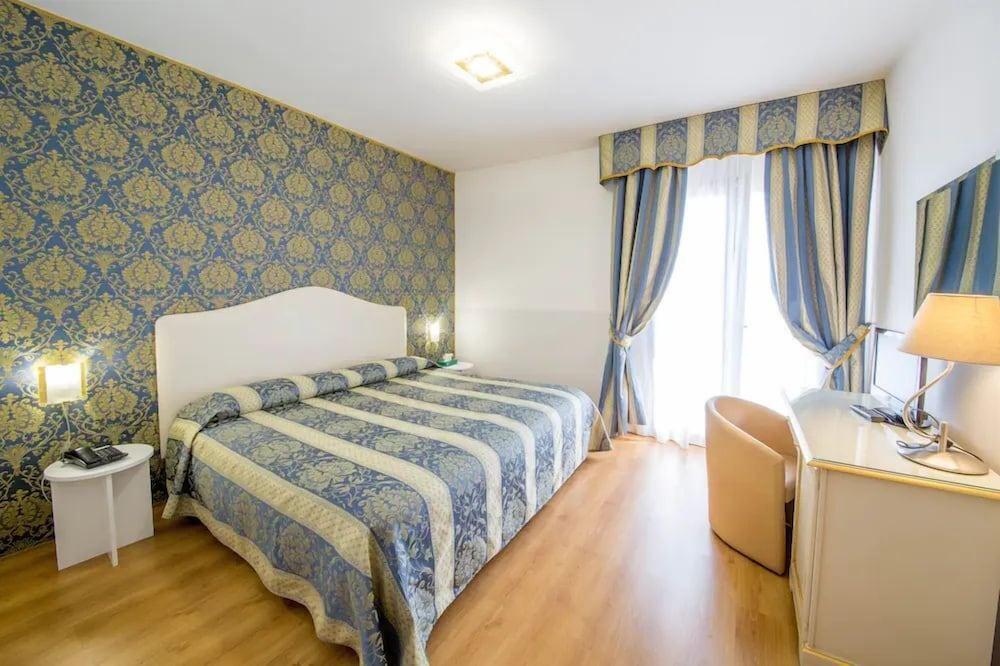 Hotel Floris Mogliano Veneto Exterior photo